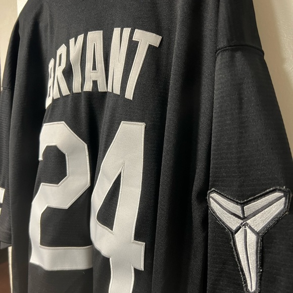 Dodgers Custom Black Mamba Kobe Bryant 8/24 Jersey - Picture 5 of 6